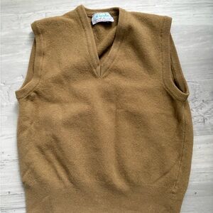 United Colors Of Benetton V-Neck Brown Sweater Vest